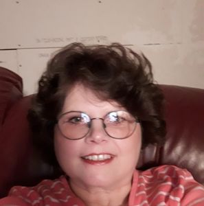 Meet your Posher, Lucy